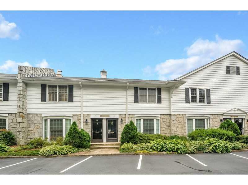 136 Peachtree Memorial Dr. #8, Atlanta, GA 30309