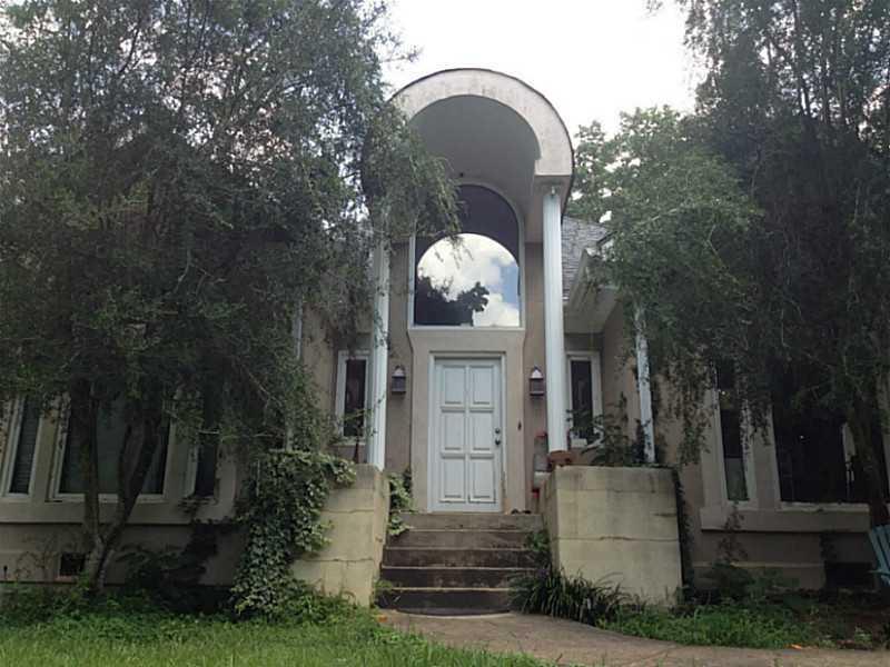 10785 Shallowford Rd., Roswell, GA 30075