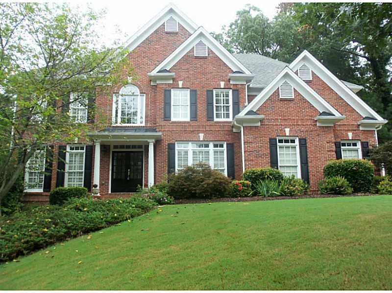 6000 Tangletree Dr., Roswell, GA 30075