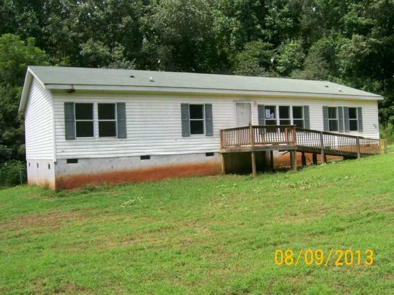 3037 Law Rd., Maysville, GA 30558