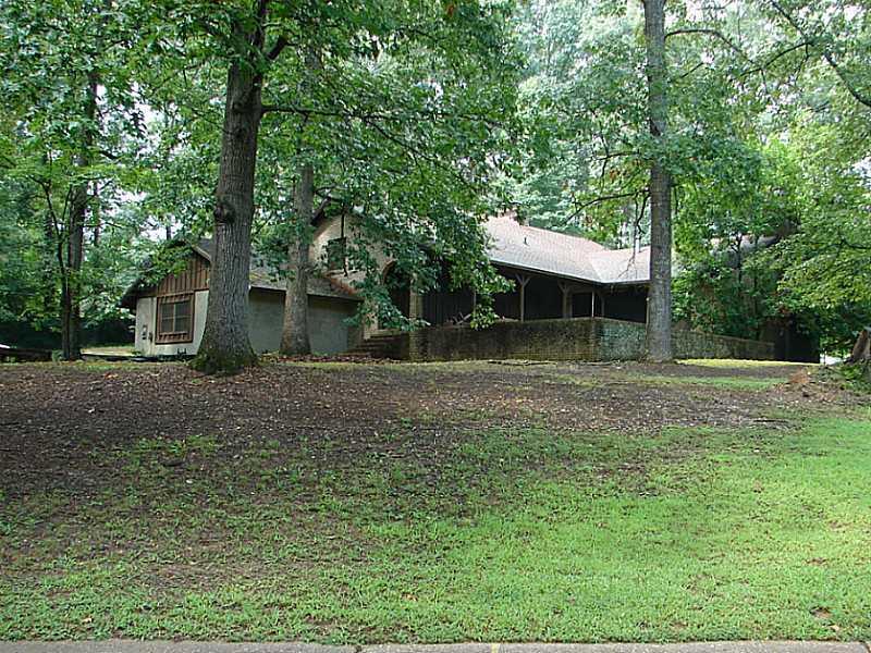 3252 Custer Lake Dr., Marietta, GA 30064