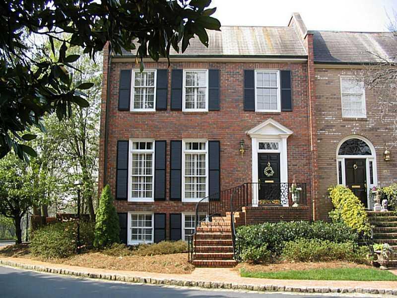 201 Townsend Pl., Atlanta, GA 30327