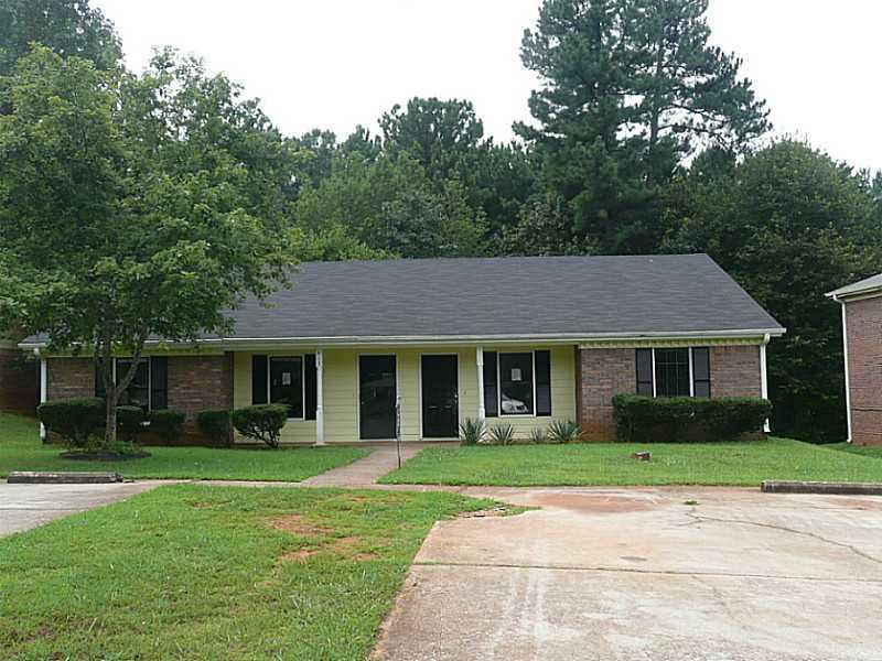 413 Charter Ct., Lawrenceville, GA 30046