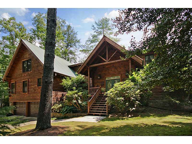 685 Deerfield Dr., Dahlonega, GA 30533