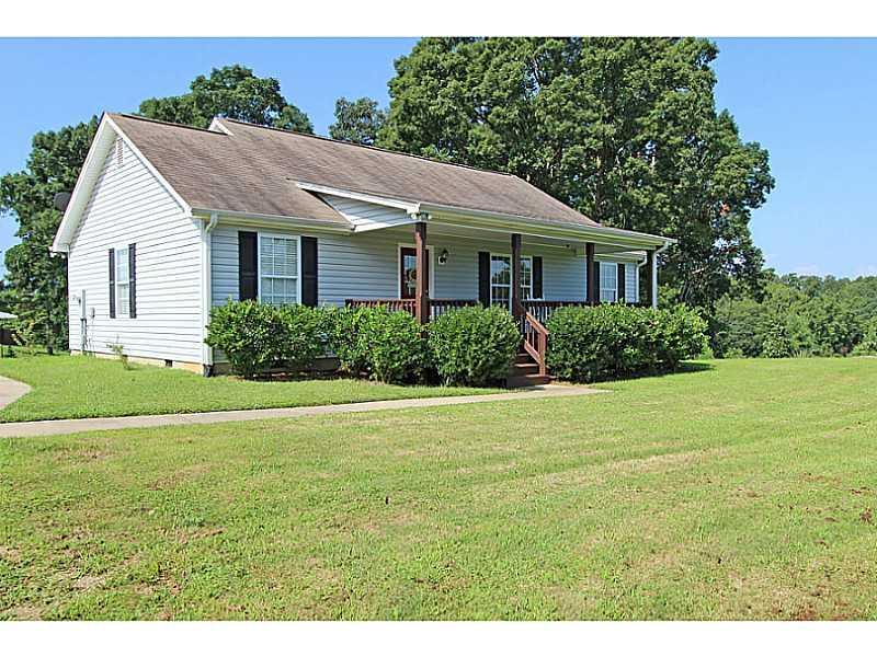 173 Circle Hill Dr., Dallas, GA 30132