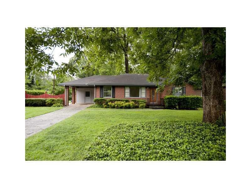 2605 Woodridge Dr., Decatur, GA 30033