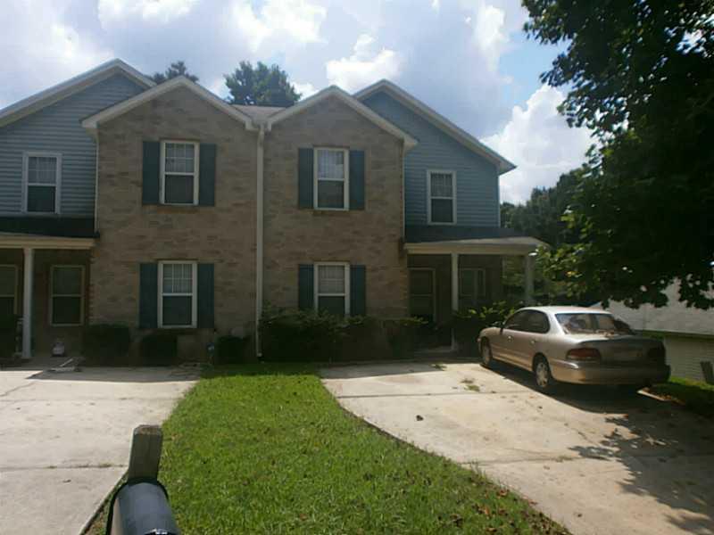 946 Hickory Bend Rd., Atlanta, GA 30349