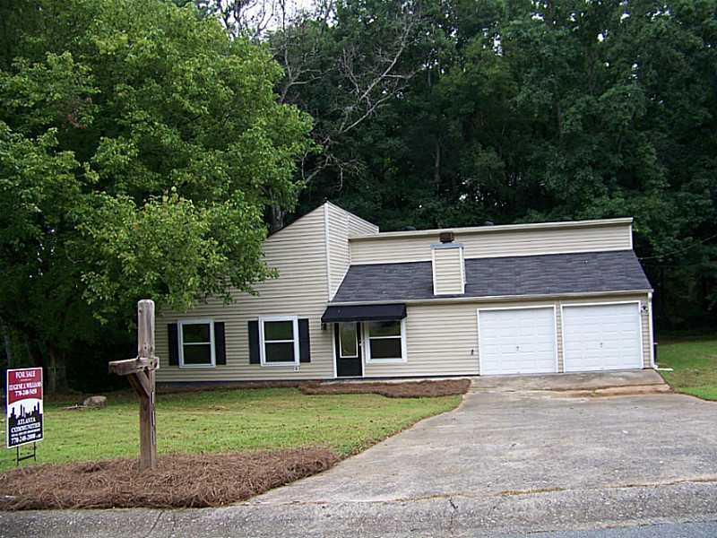 111 Apple Valley Dr., Woodstock, GA 30188