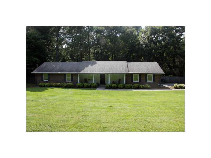 297 Three Oaks Dr., Calhoun, GA 30701