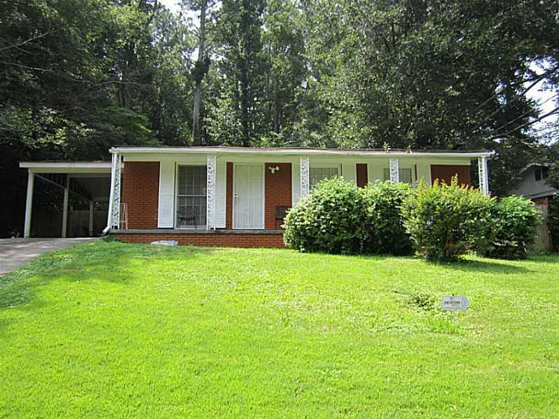 112 Glenrose Cir., Atlanta, GA 30354