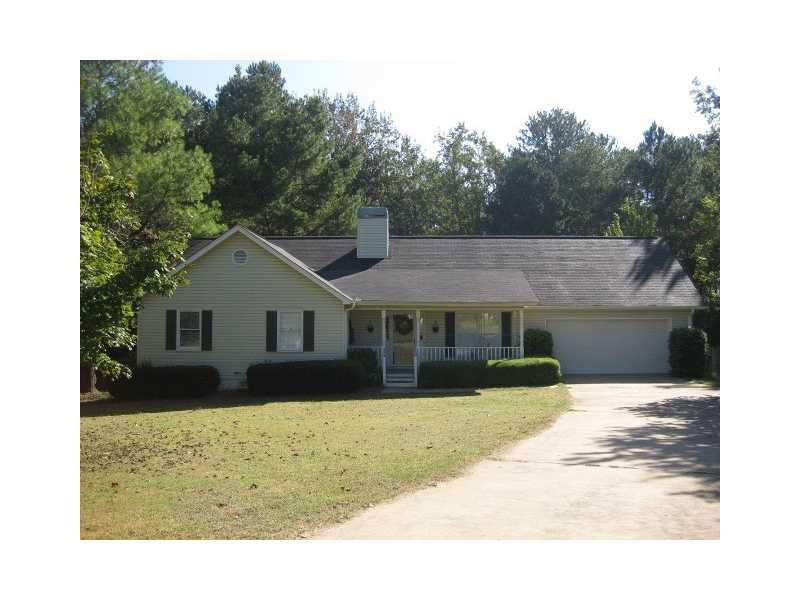 4749 Countryside Dr., Flowery Branch, GA 30542