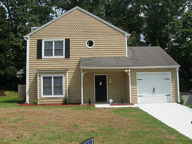 2100 Hilda Burns Pl., Lithonia, GA 30058