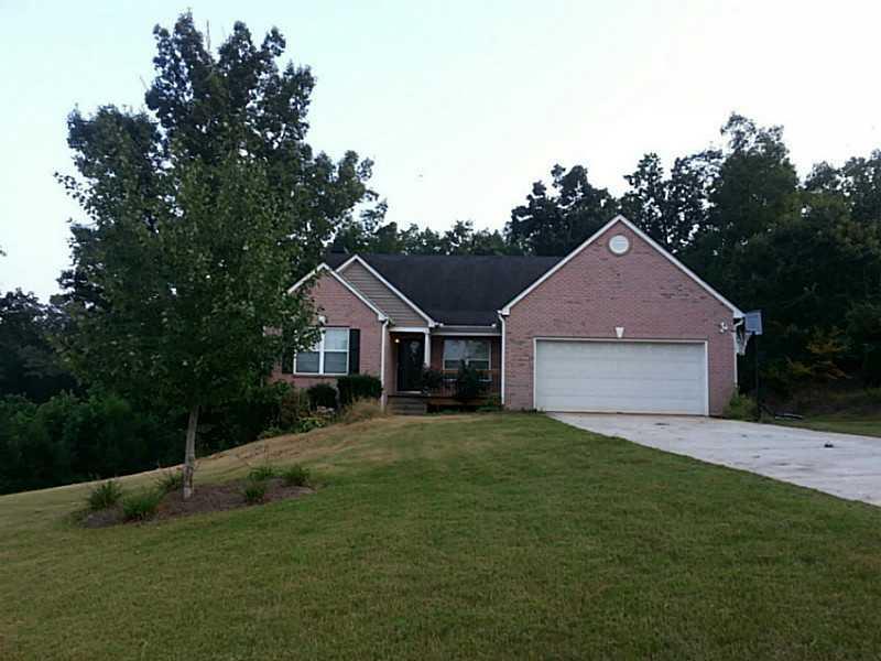 505 Plantation Creek Dr., Loganville, GA 30052