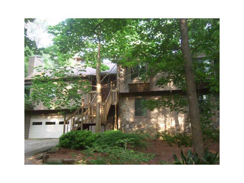 2700 Pine Cone Ln., Duluth, GA 30096