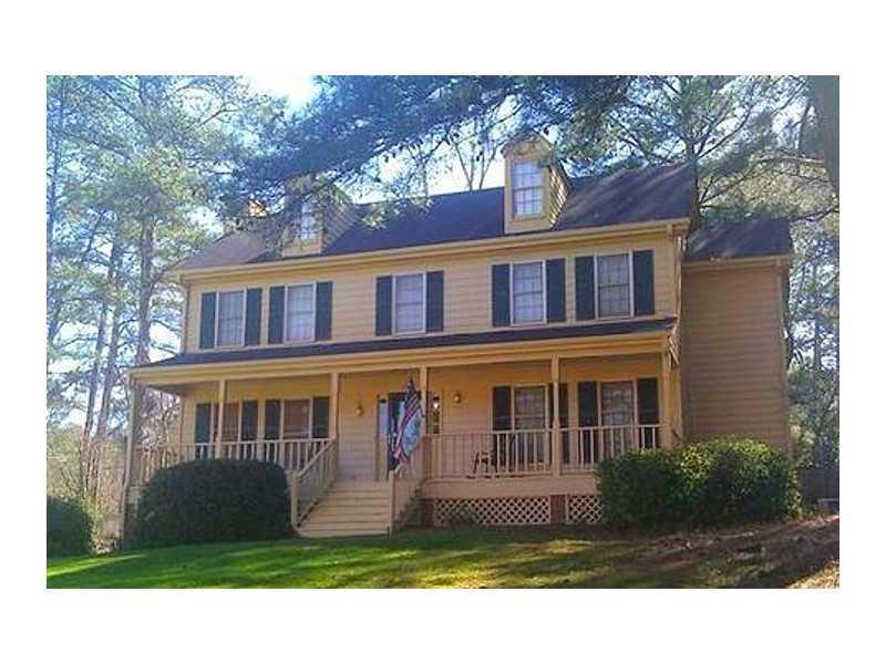 2912 Melton Ct., Lilburn, GA 30047