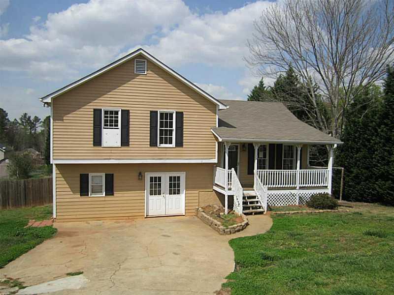 42 Wendy Way, Douglasville, GA 30134