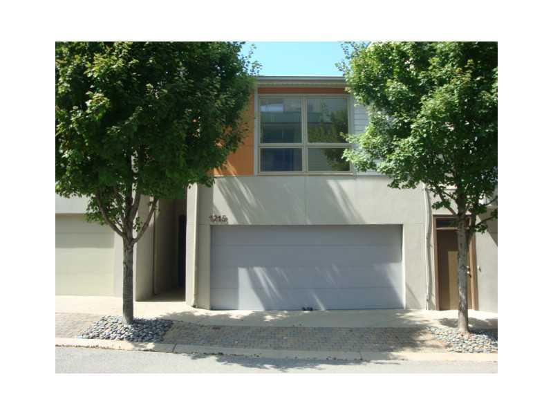 1215 Van Allen Mews, Atlanta, GA 30318