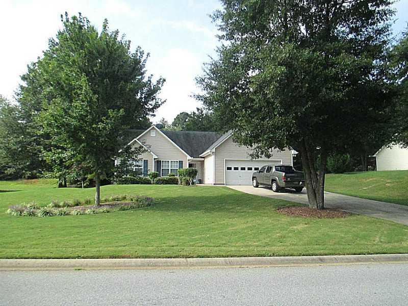 355 Glenmoor Pl., Winder, GA 30680