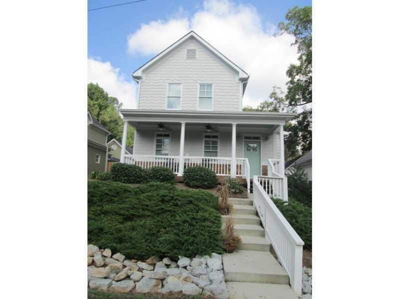 5506 Chestnut St., Flowery Branch, GA 30542