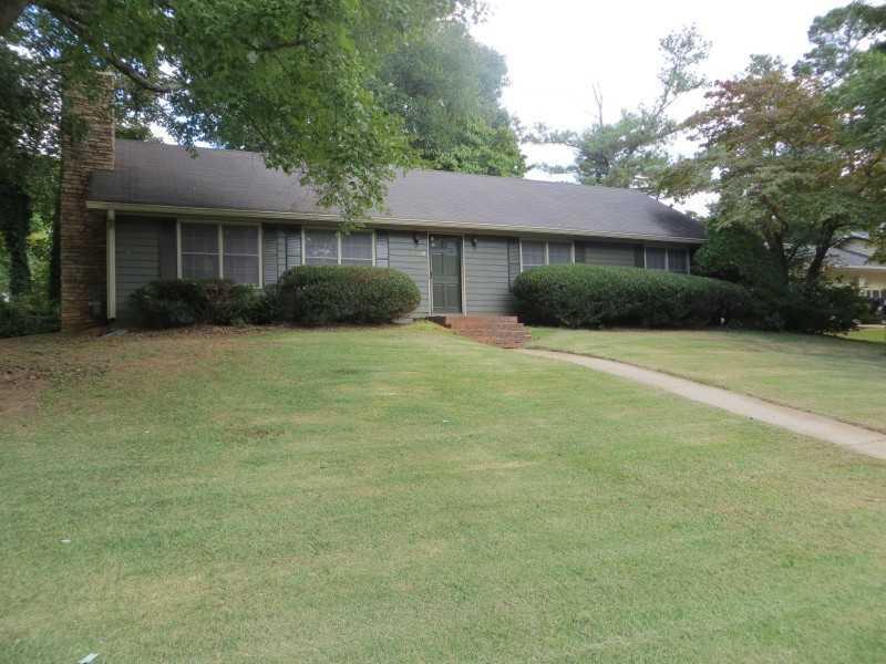 1938 Winding Creek Ln., Marietta, GA 30064