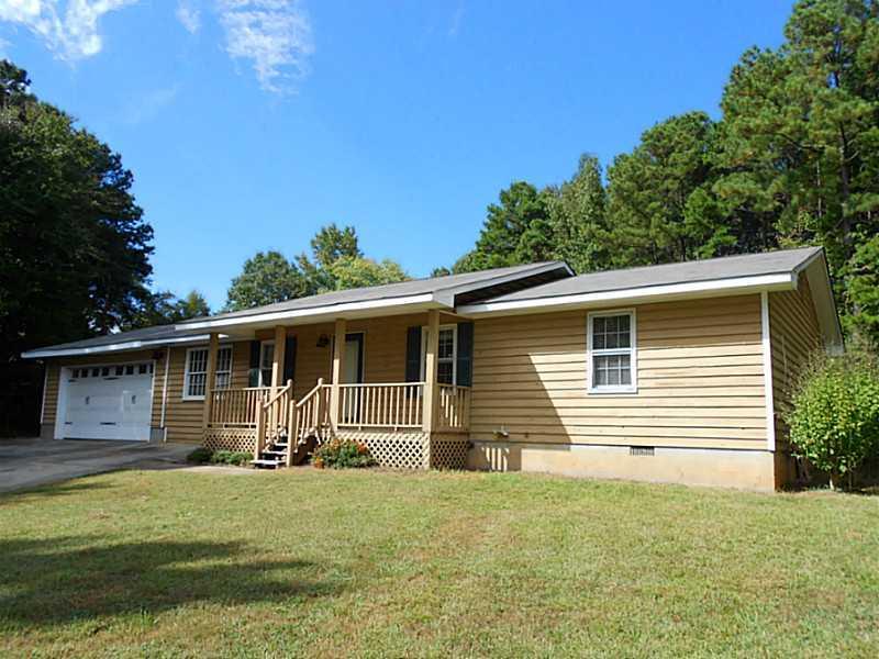 1925 Phillips Ct., Monroe, GA 30656