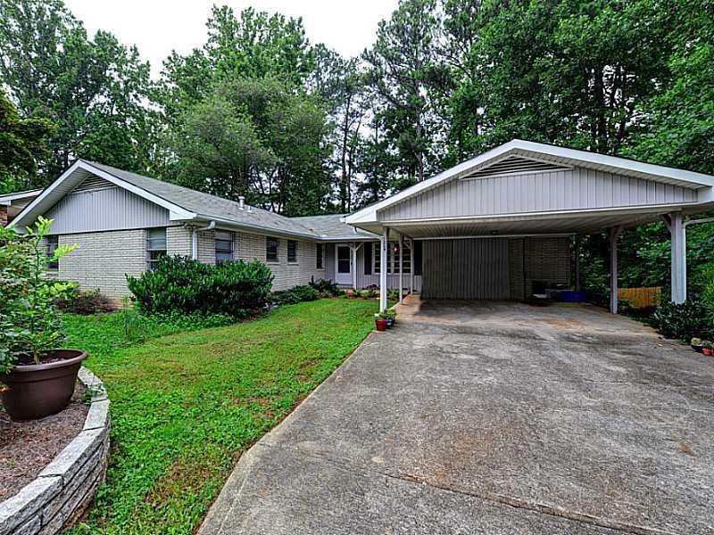 1209 Pinehurst Cir., Smyrna, GA 30080