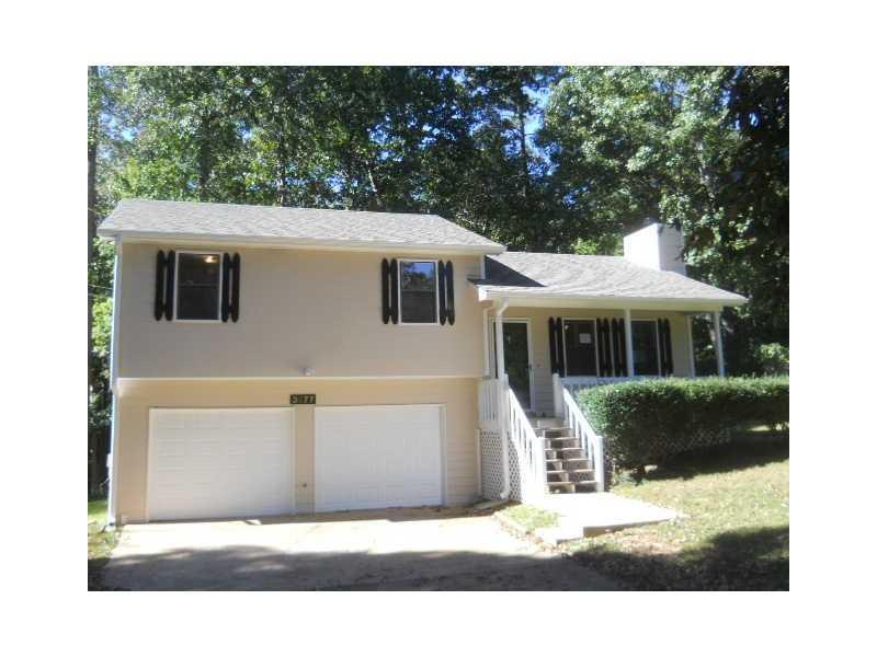 3277 Due West Rd., Dallas, GA 30157