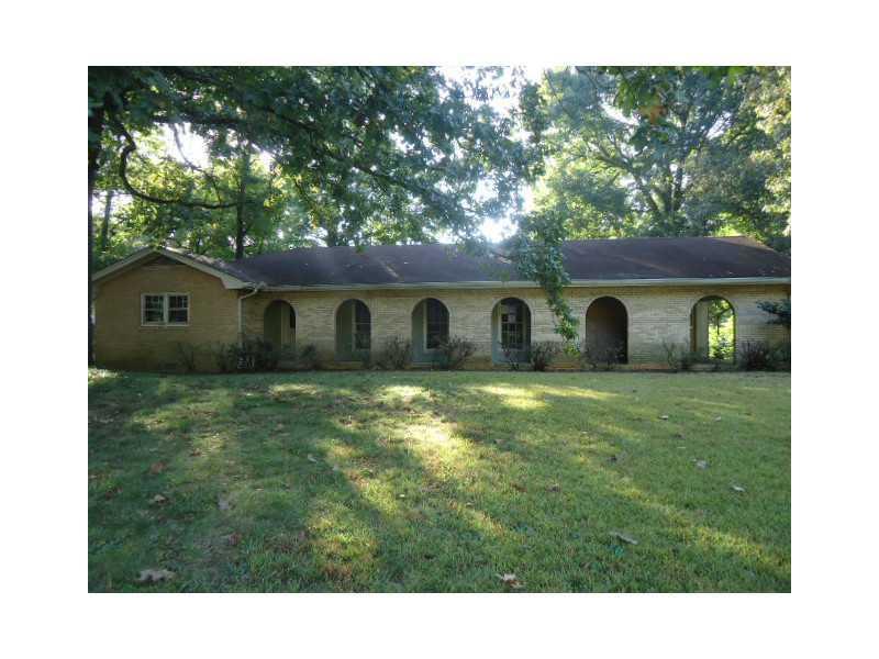 4306 Hale Dr., Lilburn, GA 30047