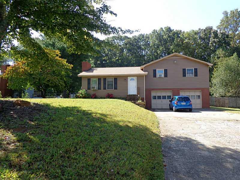 107 Trickum Hills Dr., Woodstock, GA 30188