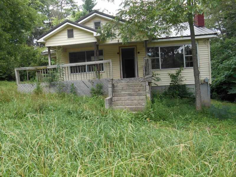 606 N Chattanooga St., La Fayette, GA 30728