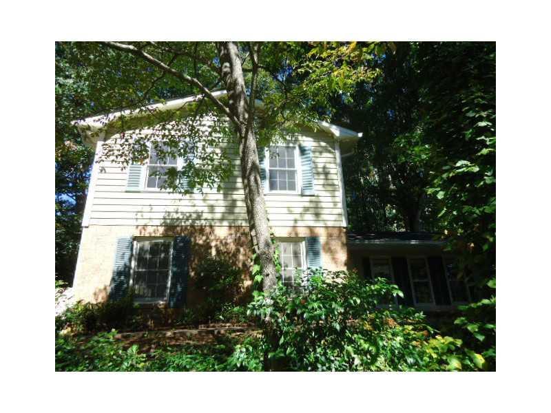 1438 Ridgeland Ct., Lilburn, GA 30047