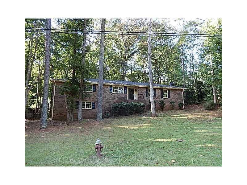 4701 S Seminole Dr., Douglasville, GA 30135