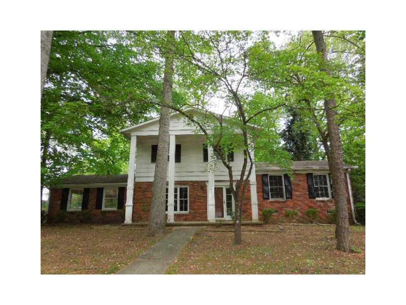 2615 Bent Hickory Dr., Smyrna, GA 30082