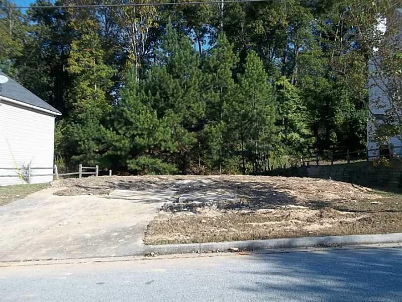 2009 Pittston Farm Rd., Lithonia, GA 30058