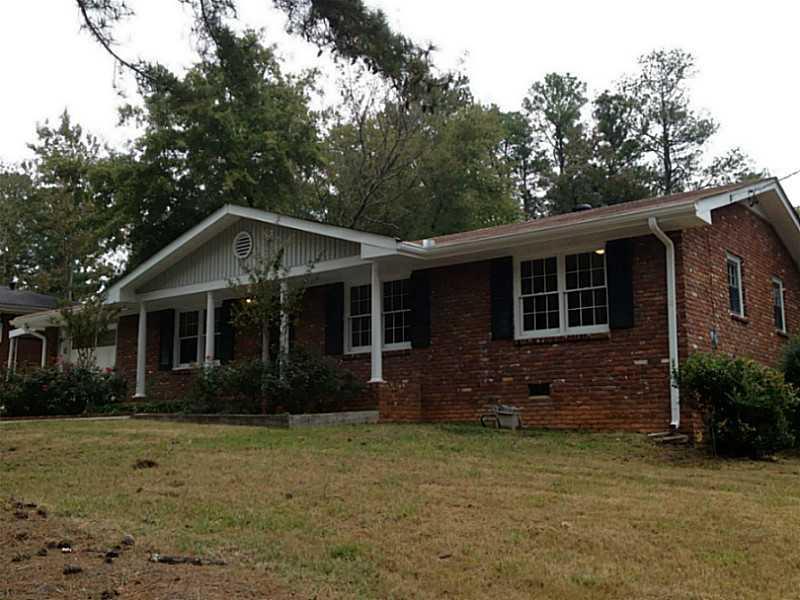 2321 Hollyridge Dr., Marietta, GA 30062