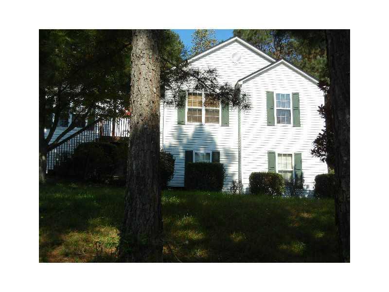 8750 Bayhill Dr., Gainesville, GA 30506