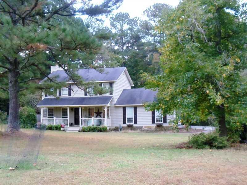 324 Mariner Cir., Woodstock, GA 30189