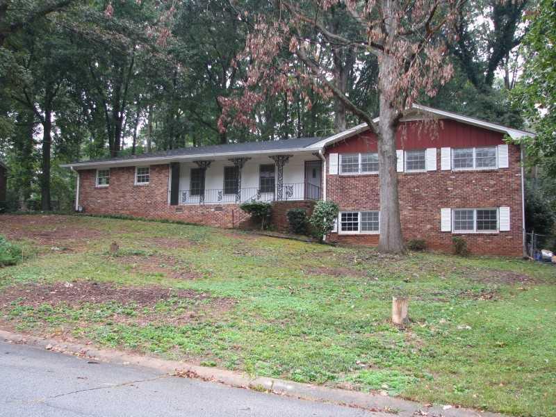 3167 Sunnyford Ln., Lithonia, GA 30038