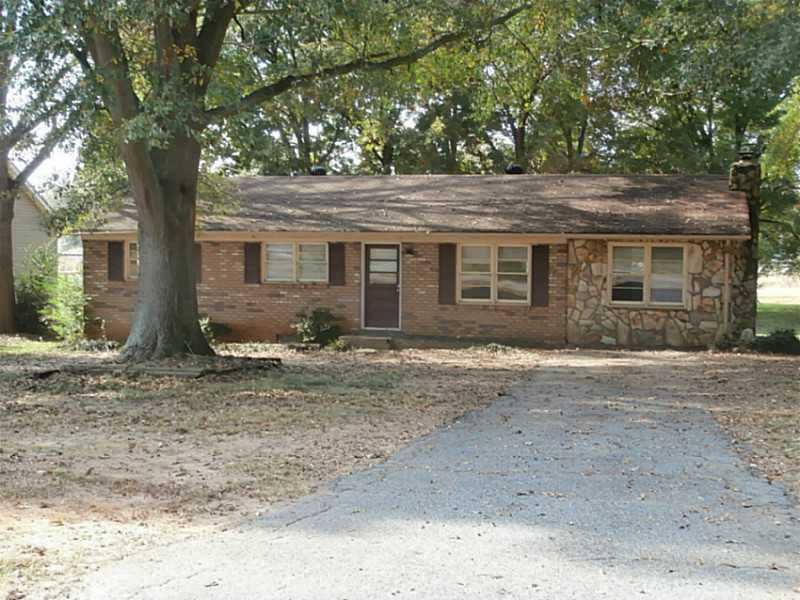 337 Mulberry St., Nicholson, GA 30656