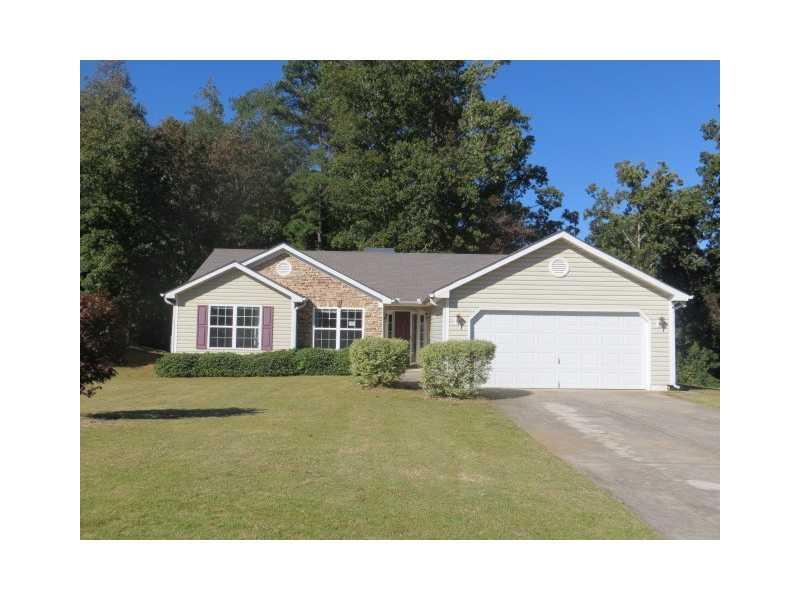 4669 Camelot Dr., Douglasville, GA 30135