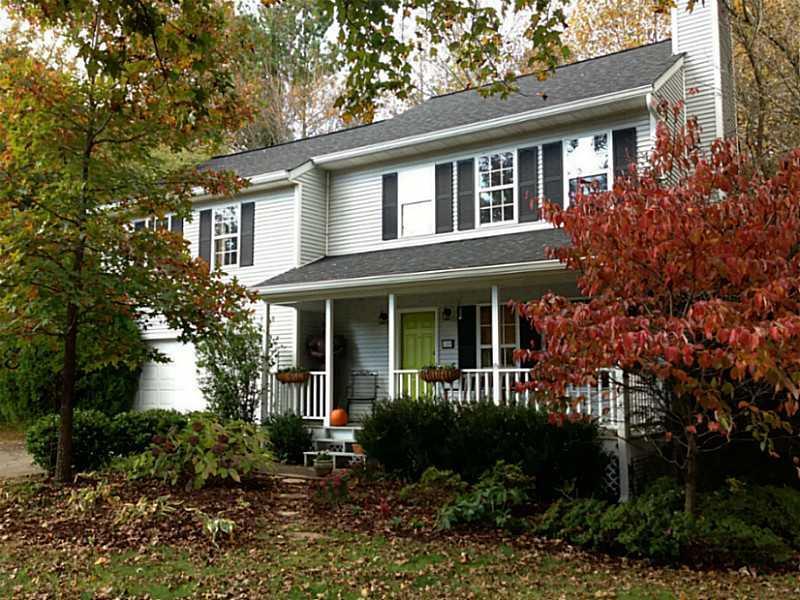 120 Park Bridge Ln., Roswell, GA 30075