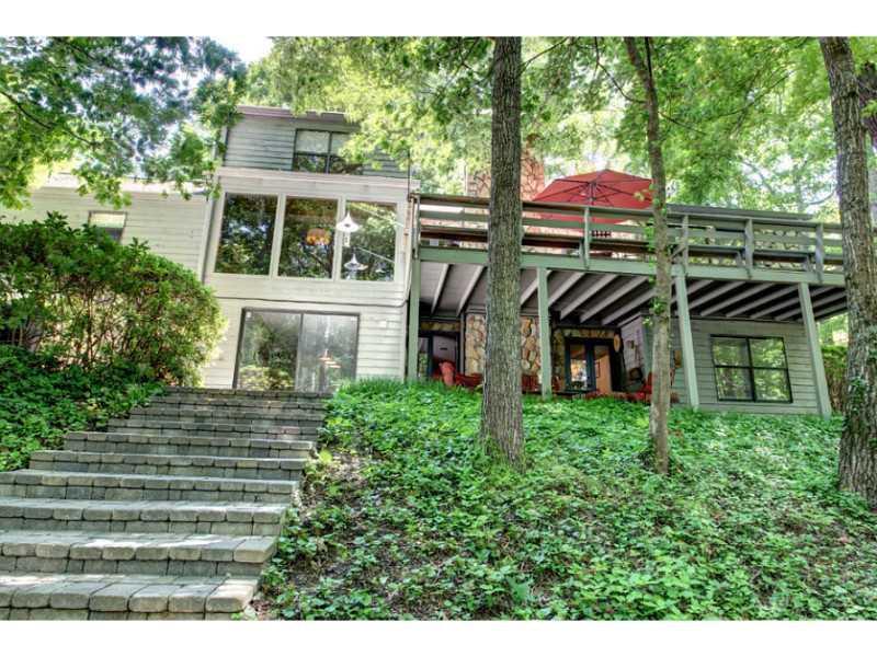 6061 Blackberry Ln., Buford, GA 30518