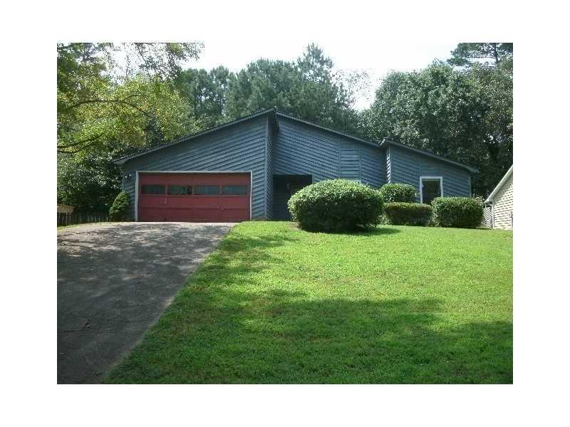 2282 Marshes Glenn Dr., Norcross, GA 30071