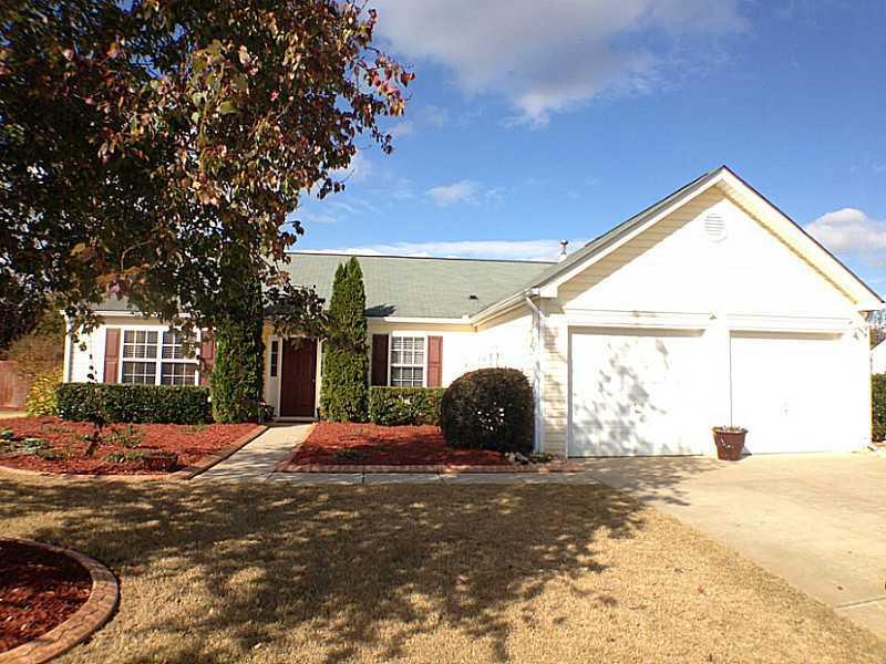 3220 Bridgeshaw Dr., Cumming, GA 30028