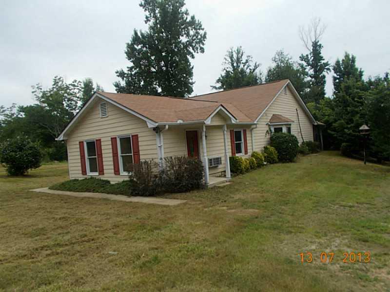 2322 Sycamore Dr., Snellville, GA 30078