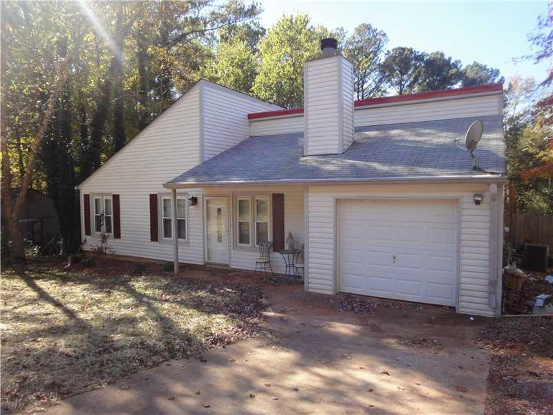 224 Apple Branch Dr., Woodstock, GA 30188