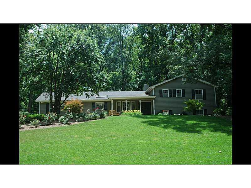 385 Castleridge Dr., Sandy Springs, GA 30342