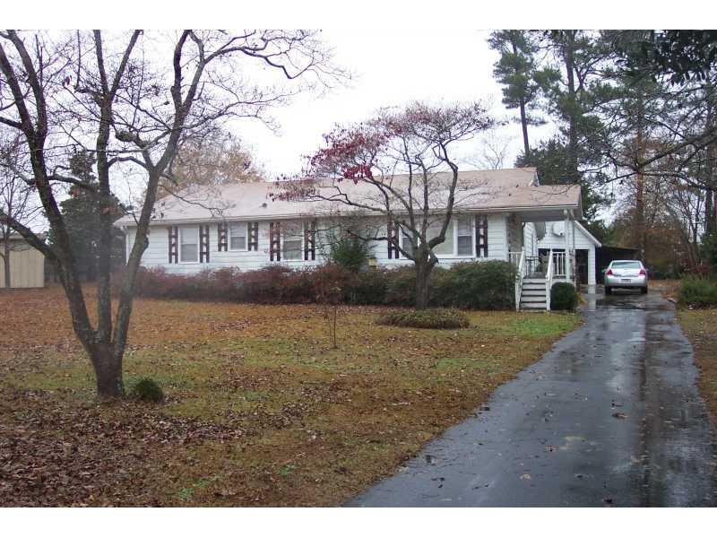 4034 Beaver Rd., Loganville, GA 30052