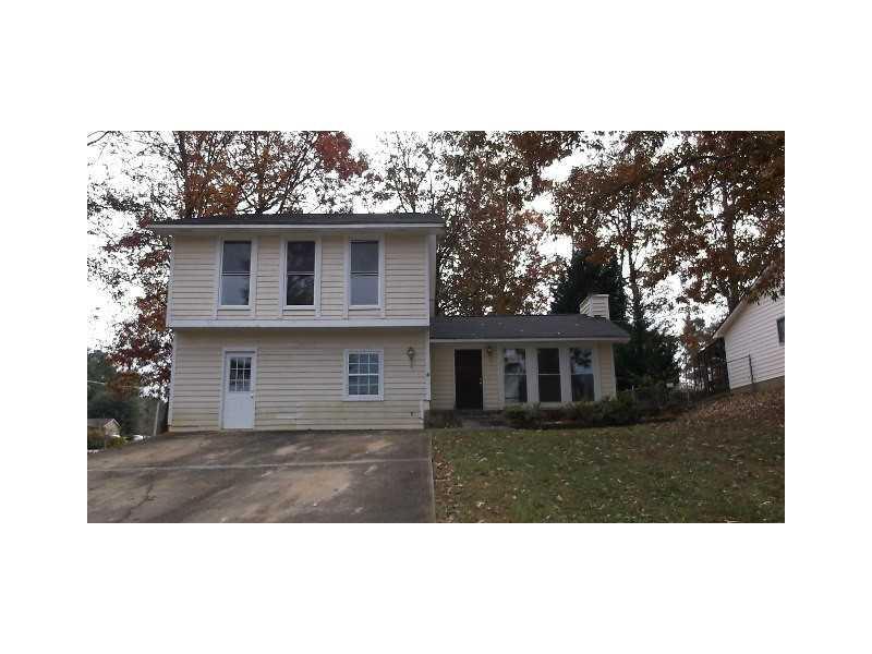 5122 Edinburgh Ct., Lilburn, GA 30047
