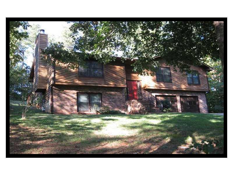 5128 Whispering Pines Dr., Gainesville, GA 30504